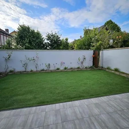 Droite Maison Individuelle 4 Et 1 Garage *