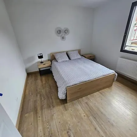 Feriehus Droite Maison Individuelle 4 Et 1 Garage Rouen