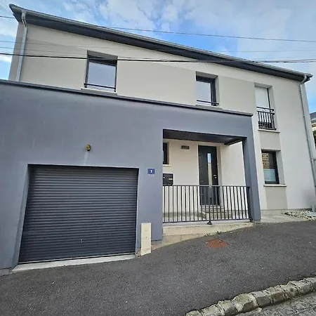 Droite Maison Individuelle 4 Et 1 Garage Feriehus